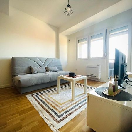 Apartman Nikol クマノヴォ エクステリア 写真