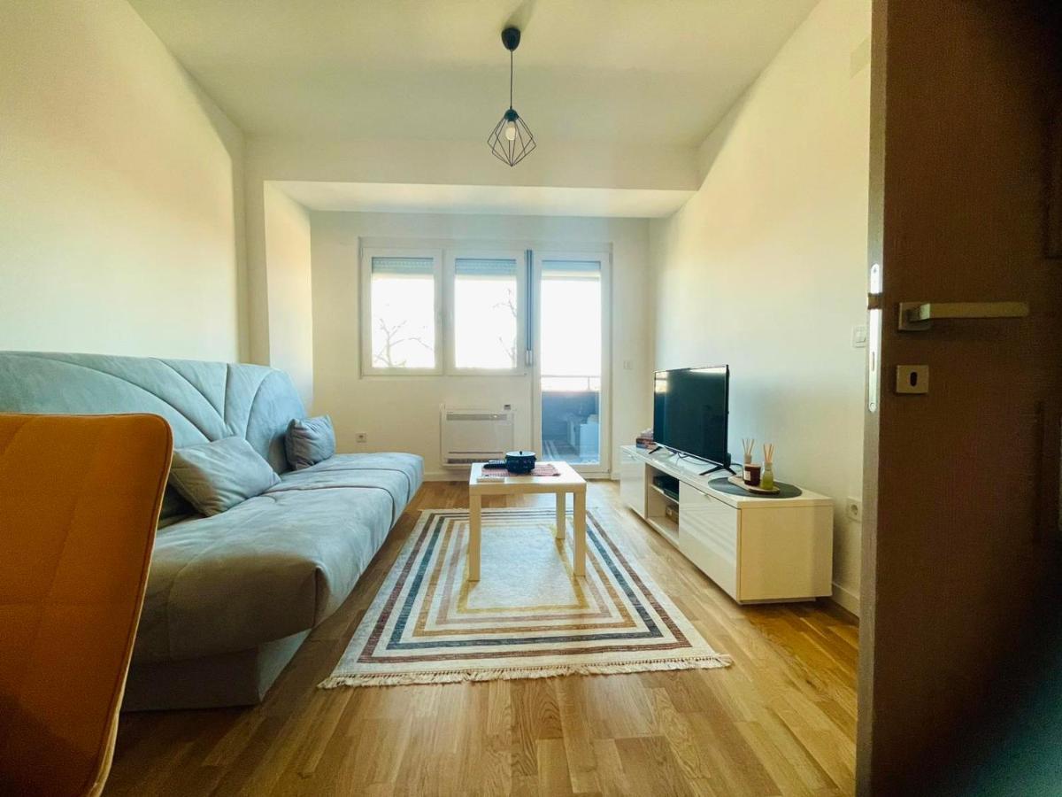 Apartman Nikol クマノヴォ エクステリア 写真